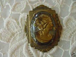 (C-544) reverse Intaglio glass CAMEO vintage original brooch - $85.07