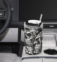 Skull Black &amp; White Designed Tumbler / Fits in Car Cup Holder / 40 oz St... - $53.30 CAD