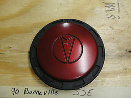 OEM 88-93 Pontiac Bonneville SSE - WHEEL CENTER CAP HOLLANDER (Red Paint... - $19.79