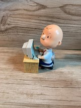 Hallmark Peanuts Gallery: Charlie Brown at Desk W/ Computer/ Collectible - £19.66 GBP