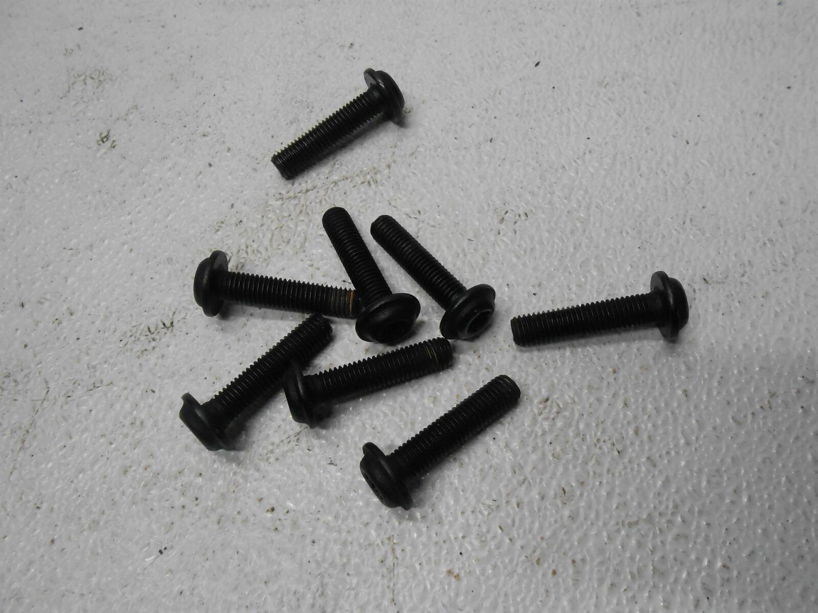 2000 Chevrolet Tahoe 5.3L Bell Housing Bolts Inner - $29.99
