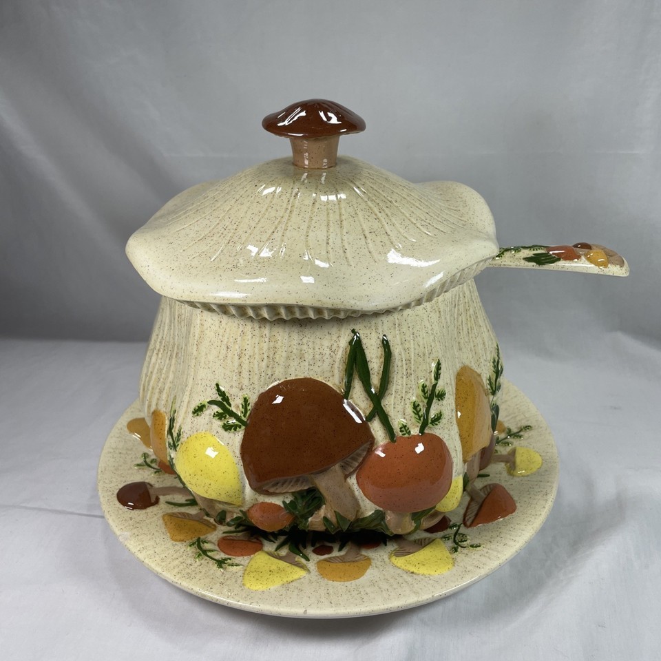 Vintage Arnels Merry Mushroom Soup Bowl- Tureen Underplate Lid Ladle - $36.38