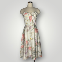 Vintage Y2k Jill Stuart Dress Floral Crocheted Flowers Bow Tie Front Strapless 6 - £116.04 GBP