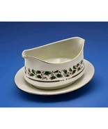 Royal Limited Holly Holiday Gravy Boat Attached Underplate Gold Rim &amp; Ho... - $648.00 MXN