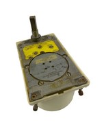 RIXSON 27 SERIES 3/4&quot; OFFSET FLOOR CLOSER - LAP RIXSON-FIREMARK P/N 275073L - $542.71 CAD