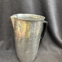 Vtg 1950’s MCM Hammered Aluminum ICE LIP Water PITCHER w/ Black Handle I... - $22.77