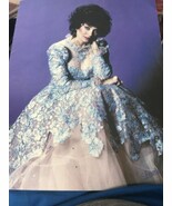 Loretta Lynn Concert Program Large Format Many COLOR Photos LOOk AT  PHOTOS - $24.62 CAD