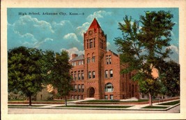 E.G. Knopp Vintage Wb Postcard - High School, Arkansas City, Kansas BK43 - £2.77 GBP