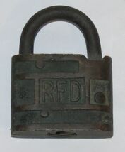 Antique RFD Rural Free Delivery Mail Brass Padlock, No Key - €8,48 EUR