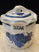 FLAT BACKED SUGAR BOWL WITH GRAPES - £14.78 GBP