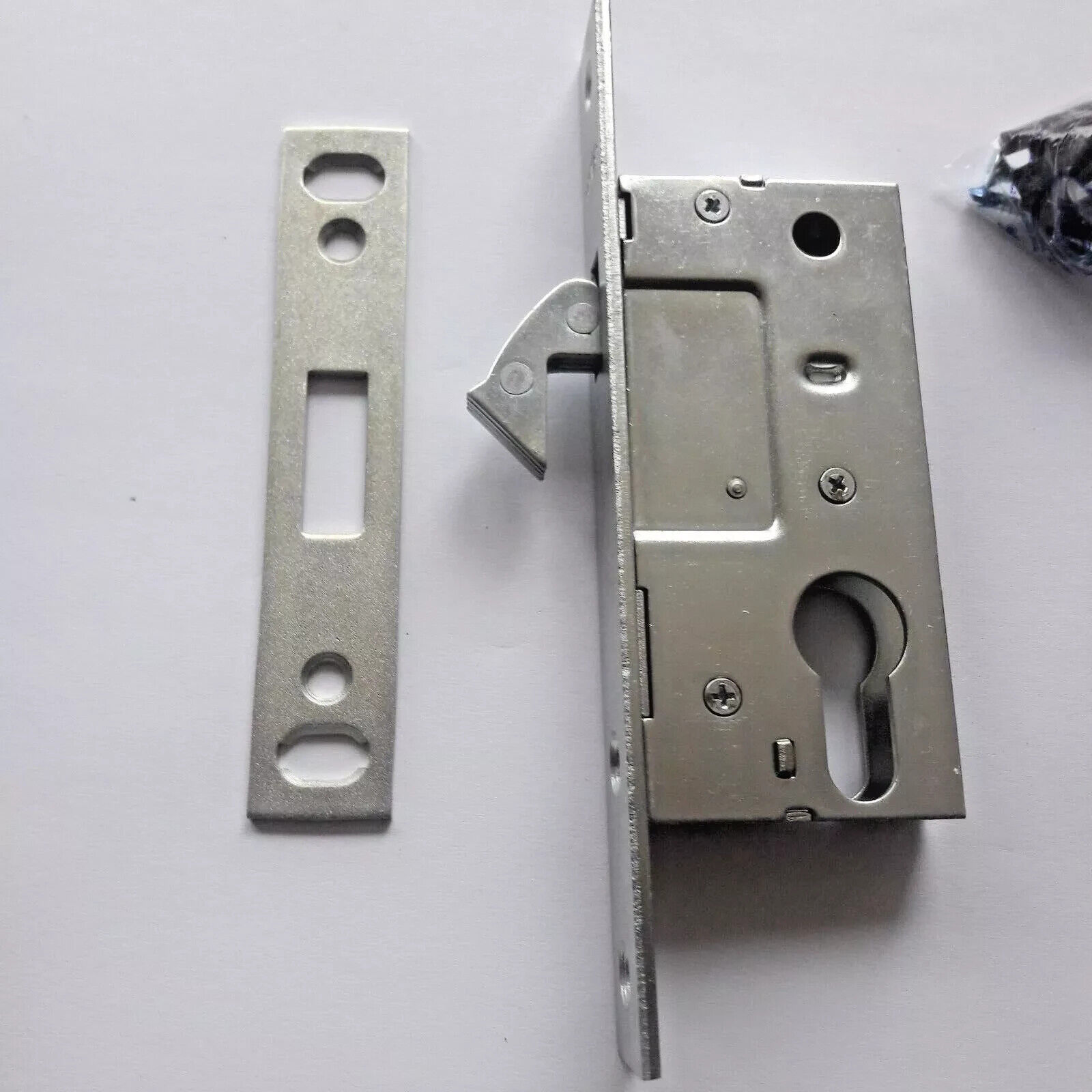 METAL Unimet Mini/Hook Lock For Sliding doors/ Anticorrosion / 35 mm Bac... - $17.51