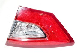 Right Taillight Trunk Lid Mounted DS7313A602AE OEM 13 14 15 16 Ford Fusion  - $470.65 MXN