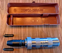 Impact Driver (Right/Left) with 2 Bits, Metal Case [e-04] - $12.50