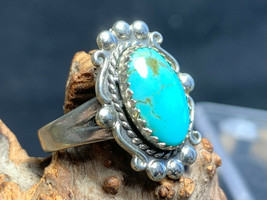 Sterling Silver Vtg Oval Turquoise Ring 3.64g Jewelry Sz 5 Ornate Green Band - £31.93 GBP