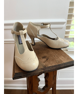 Funtasma Bone Cream T-Strap Kitten Heel Flapper Shoes 8 - $661.50 MXN