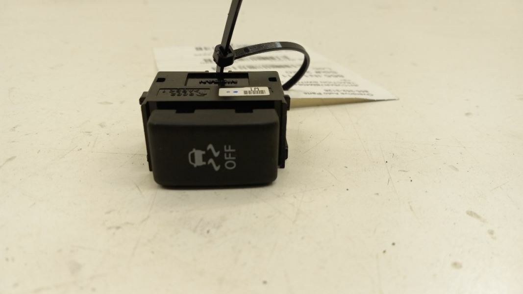 Infiniti G37 Traction Control Switch 2010 2011 2012 2013 - $19.79