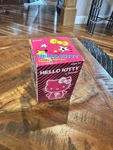 Rare Hello Kitty Limited Edition 3 Inch Vinyl Figure Sanrio 2009 - $367.38 MXN