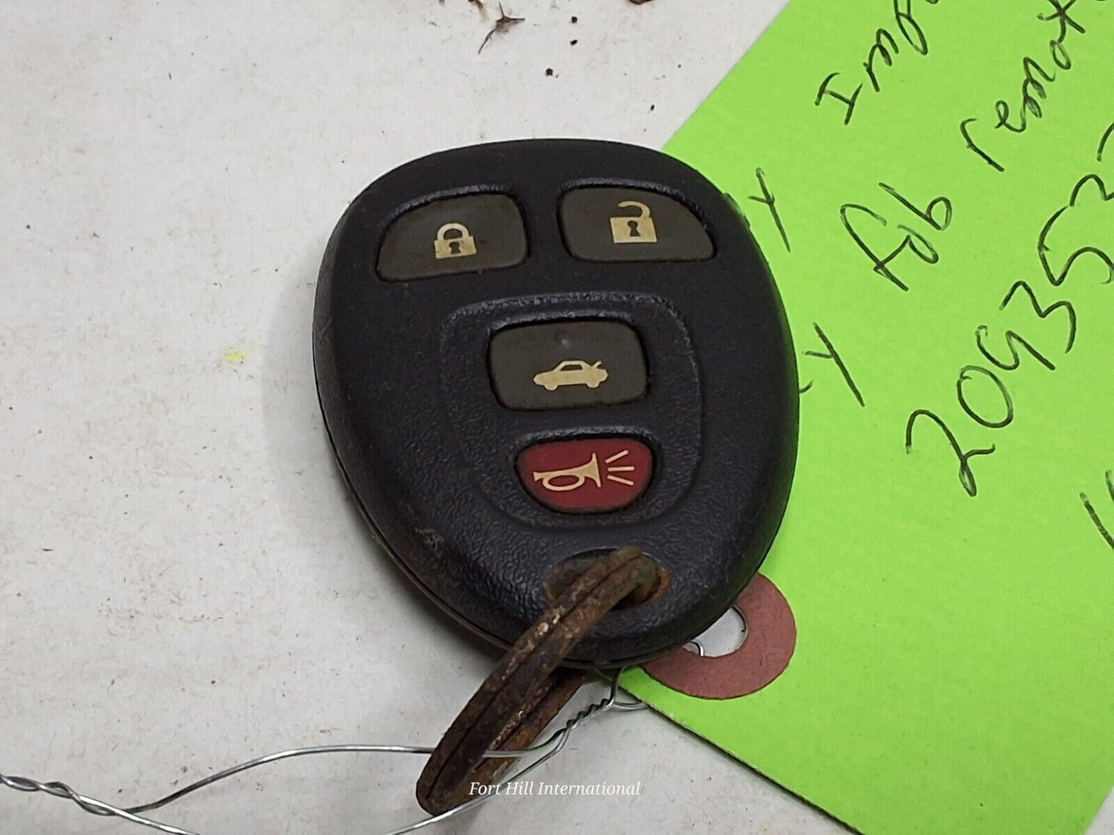 2006-2016 Chevrolet Buick Cadillac four button key fob remote 20935330 OEM - $11.87