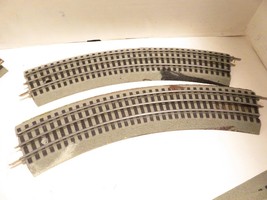 LIONEL FASTRACK 12033- 036 CURVE TRACKS-2 SECTIONS- USED - S27 - £5.00 GBP