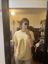 Gildan Men&#39;s Tan T-shirt - $90.03 MXN