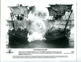 Cutthroat Island-Geena Davis-Matthew Modine-8x10-B&amp;W-Still-Adventure-NM - $33.95