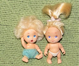 VINTAGE TYCO QUINTS LOT OF 2 1990 BLOND BABY GIRLS #5 AND BLUE DIAPER TOYS - £12.37 GBP