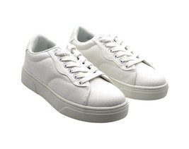 Journee Collection Sneakers Elevate Your Casual Style with Trendsetting Comfort - £17.57 GBP