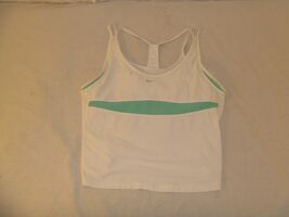 Excellent Used Nike Women's Tennis Shirt Size Large White and Green Poly... - $239.10 MXN Excellent Used Nike Women's Tennis Shirt Size Large White and Green Poly... - $239.10 MXN