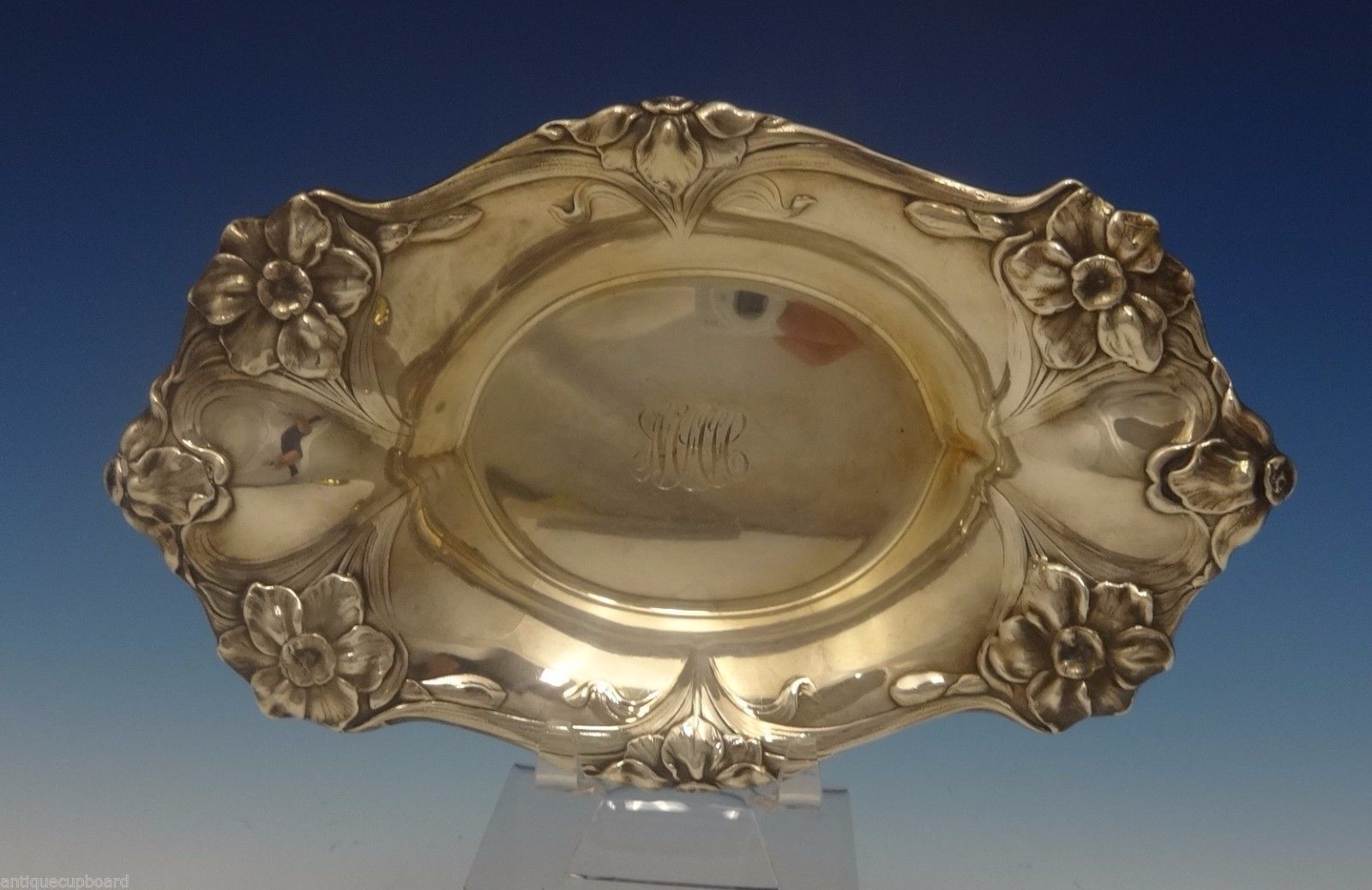Les Cinq Fleurs by Reed & Barton Sterling Silver Candy Dish w/Flower Motif #0456 - $484.11