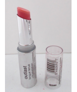 COVERGIRL Lipstick Into The Fuchsia #935 Flaw Tip Shelf Pull .12 oz - $9.46 CAD