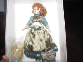 VERY RARE Madame Alexander 10" MADCC Williamsburg 2006 Sophia All in a Row Trave - £651.81 GBP