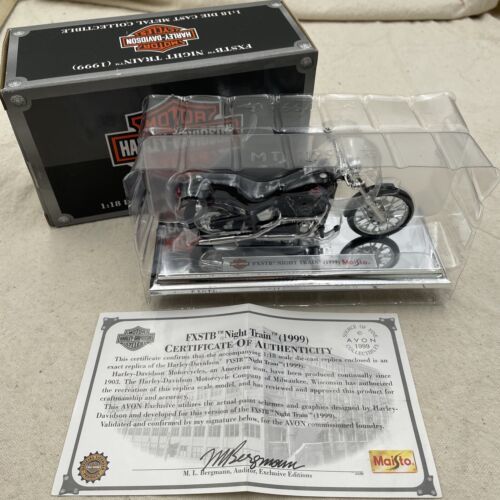 Maisto FXSTB Night Train 1999 Harley-Davidson Motorcycle 1:18 Die-Cast With Box - $14.20