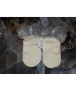 Janie and Jack Faux Fur Trim Mittens in Ivory Size 4 to 5 Girl&#39;s NEW - $18.00