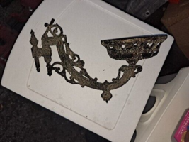 Vtg Victorian Ornate Cast Iron Wall Mount/ Sconce Oil Lamp Candle Holder - £37.31 GBP