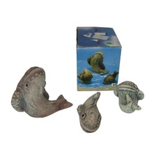 Der Grune Punkt Whale Figurine Lot of 3 Vintage Animal Family Set Life-L... - $9.89