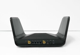 Netgear Nighthawk RAXE300 Tri-Band WiFi 6E Router image 4