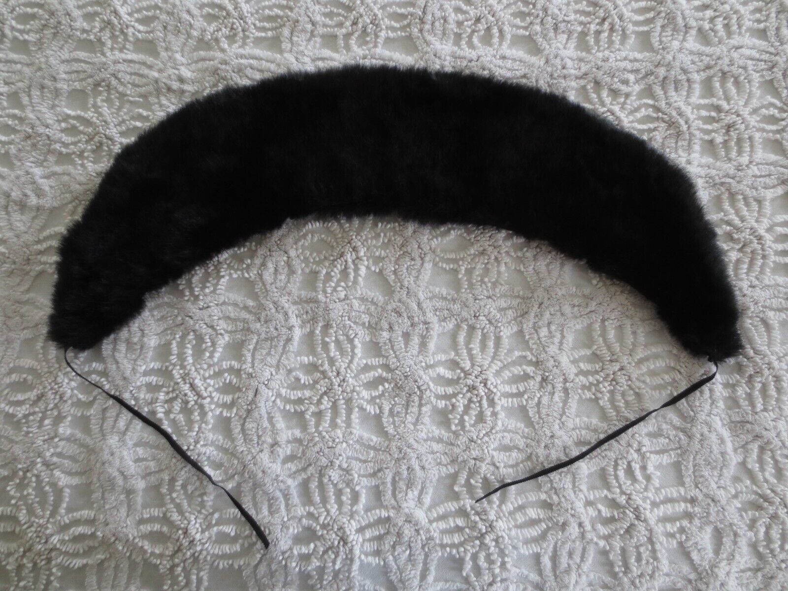 Primary image for BLACK Lined FAUX FUR COLLAR w/Ribbon Ties - 24" x 6" Wide