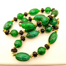 Avon Green Lucite Beaded Necklace, Vintage Strand - $28.06