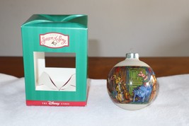 VTG Disney Store Poohs Season of Song Christmas Ball Ornament Glass 1997... - $278.66 MXN