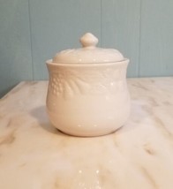 Gibson Flourish Sugar Bowl &amp; Lid. White Embossed Fruit. - £8.00 GBP