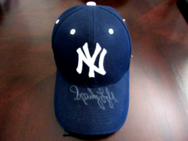 SPARKY LYLE 1977 AL CY NEW YORK YANKEES SIGNED AUTO VINTAGE CAP HAT BECKETT - £118.26 GBP
