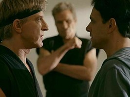 Cobra Kai Ralph Macchio &amp; William Zabka 5X7 Glossy Photo - £5.96 GBP