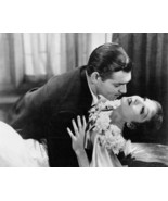 It Happened One Night Clark Gable about to kiss Claudette Colbert 11x14 ... - $24.59 CAD