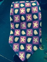 EUC VALENTINO Cravatte 100% Silk Black and Purple Seashell Tie - £34.41 GBP