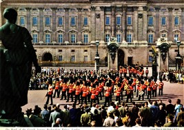 England lot of 3 large Postcards Buckingham Palace,Tower of London, Big Ben - £7.05 GBP