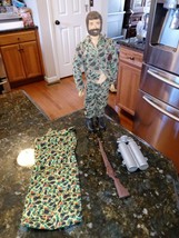 1964 GI Joe Camouflage 12&quot; Action Figure Flocked Beard Sleeping Bag M-1 Rifle - £137.76 GBP