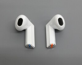 Samsung Galaxy Buds 3 SM-R530 Wireless Earbuds - White image 3