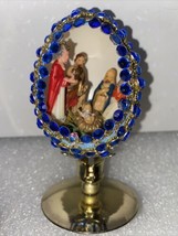 Vintage Diorama Jesus Manger Nativity Christmas Egg Pretty Blue And Tiny... - $20.56
