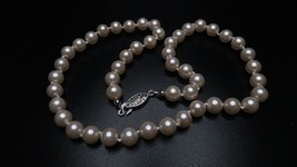 Vintage Silver Faux Pearl Knotted Necklace 18&quot; x 8mm - £11.68 GBP