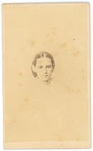CIRCA 1880&#39;S CDV Beautiful Young Girl.  Photo Taken by G.W. Barnes Rockford IL - £7.56 GBP